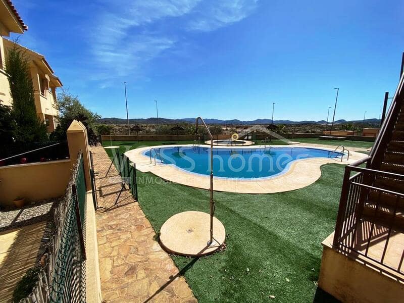 2 Zimmer Apartment zu vermieten in La Alfoquia mit Pool Garage - 600 € (Ref: 9187440)