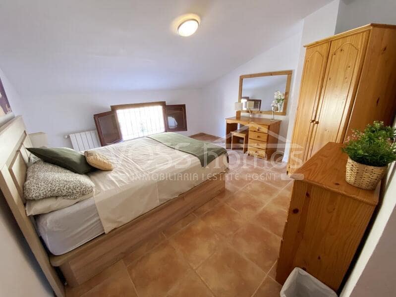 6 soveværelse Finca/Landehus til salg i Velez-Rubio med swimmingpool - € 399.950 (Ref: 9197366)