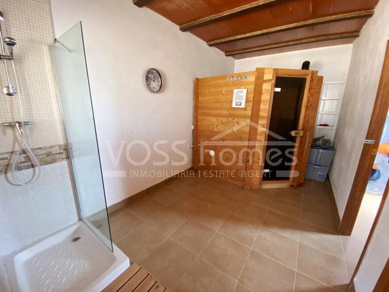 6 soveværelse Finca/Landehus til salg i Velez-Rubio med swimmingpool - € 399.950 (Ref: 9197366)