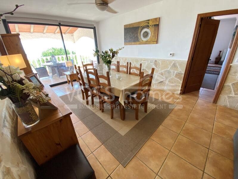 6 soveværelse Finca/Landehus til salg i Velez-Rubio med swimmingpool - € 399.950 (Ref: 9197366)