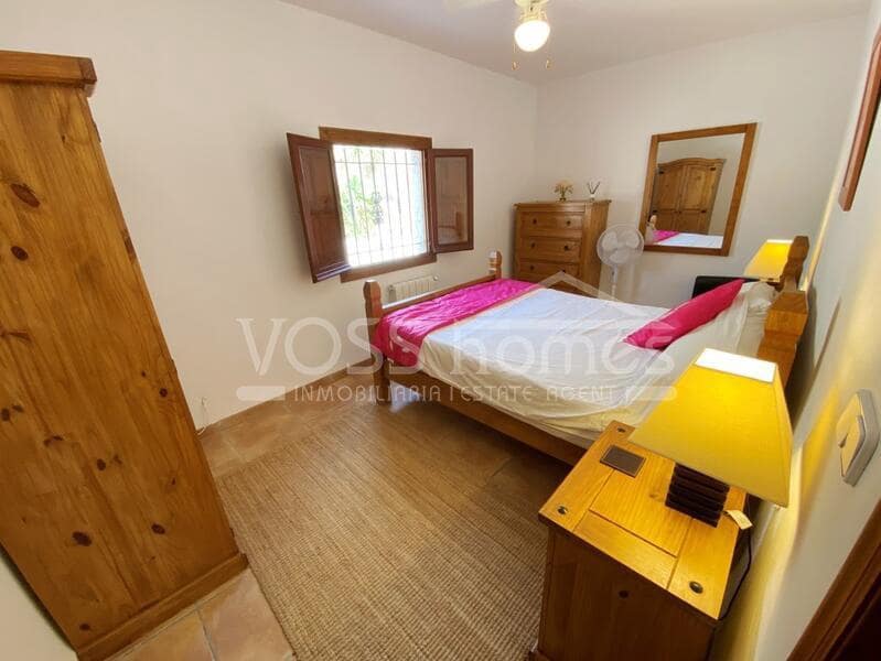 6 soveværelse Finca/Landehus til salg i Velez-Rubio med swimmingpool - € 399.950 (Ref: 9197366)