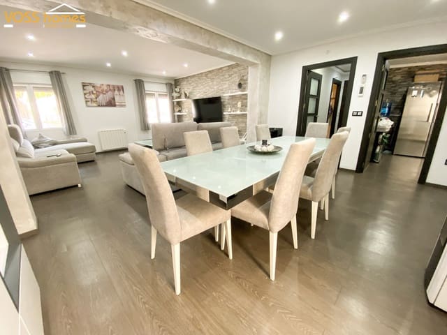 5 soverom Hus til salgs i La Alfoquia, Zurgena med garasje - € 279 900 (Ref: 9209241)