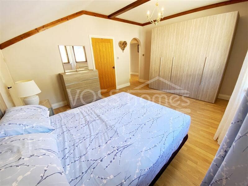 4 bedroom Finca/Country House for sale in Velez-Blanco with pool - € 549,950 (Ref: 9230631)