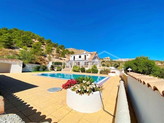 4 bedroom Finca/Country House for sale in Vélez-Blanco with pool - € 549,950 (Ref: 9230631)