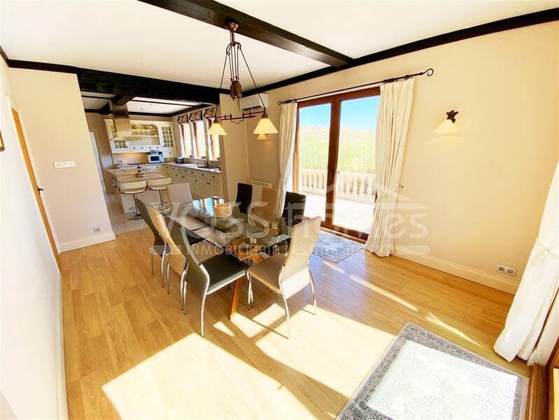 4 bedroom Finca/Country House for sale in Velez-Blanco with pool - € 549,950 (Ref: 9230631)