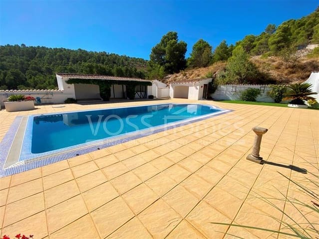 4 bedroom Finca/Country House for sale in Vélez-Blanco with pool - € 549,950 (Ref: 9230631)