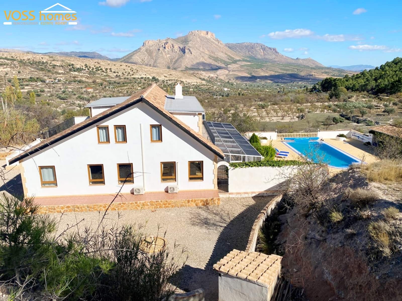 4 bedroom Finca/Country House for sale in Velez-Blanco with pool - € 499,950 (Ref: 9230631)