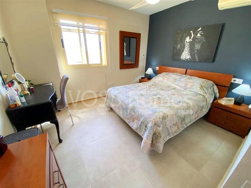 2 soveværelse Villa til salg i La Alfoquia med swimmingpool - € 239.950 (Ref: 9243521)