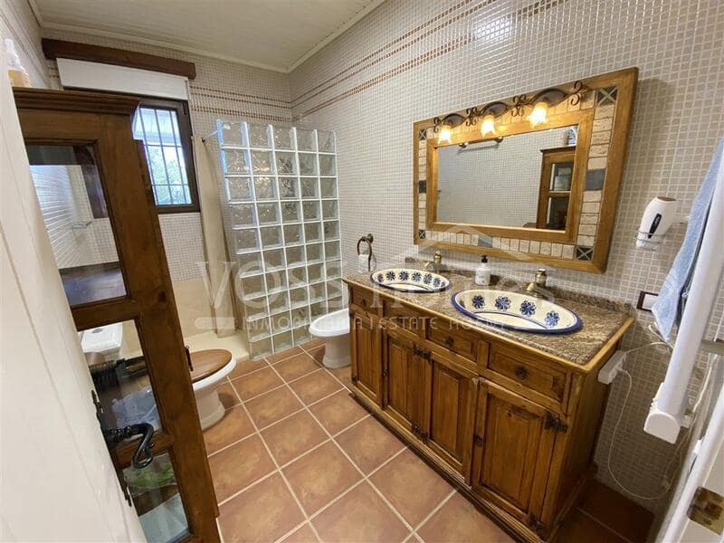 2 bedroom Villa for sale in Huercal-Overa with pool - € 339,950 (Ref: 9255830)