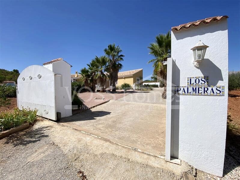 3 soveværelse Villa til salg i Velez-Rubio med swimmingpool - € 289.950 (Ref: 9267784)