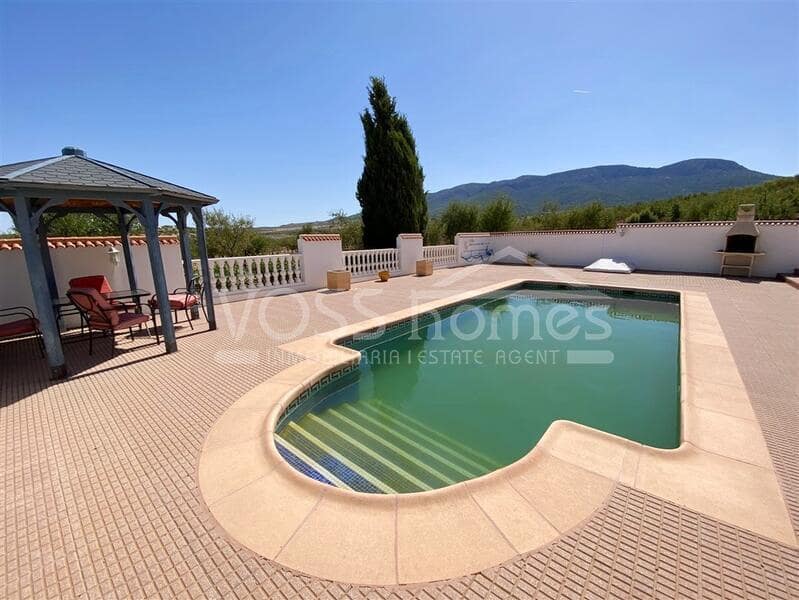 3 soveværelse Villa til salg i Velez-Rubio med swimmingpool - € 289.950 (Ref: 9267784)