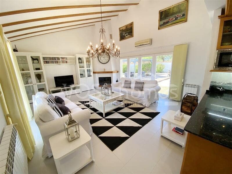 3 soveværelse Villa til salg i Velez-Rubio med swimmingpool - € 289.950 (Ref: 9267784)