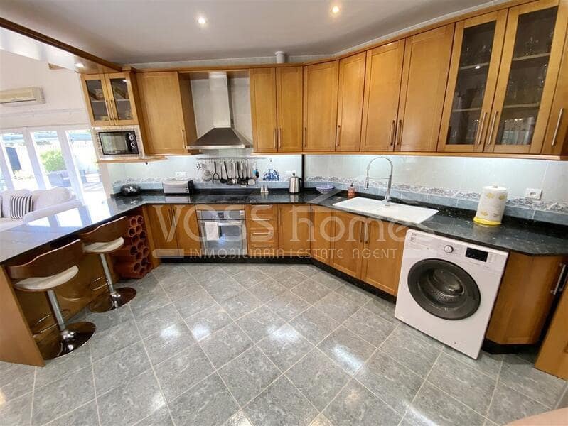 3 soveværelse Villa til salg i Velez-Rubio med swimmingpool - € 289.950 (Ref: 9267784)