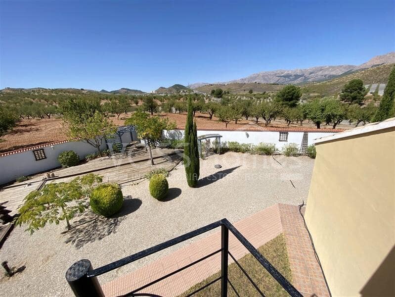 3 soveværelse Villa til salg i Velez-Rubio med swimmingpool - € 289.950 (Ref: 9267784)