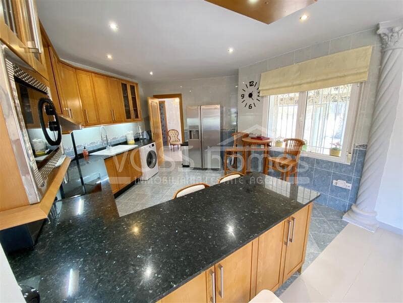 3 soveværelse Villa til salg i Velez-Rubio med swimmingpool - € 289.950 (Ref: 9267784)