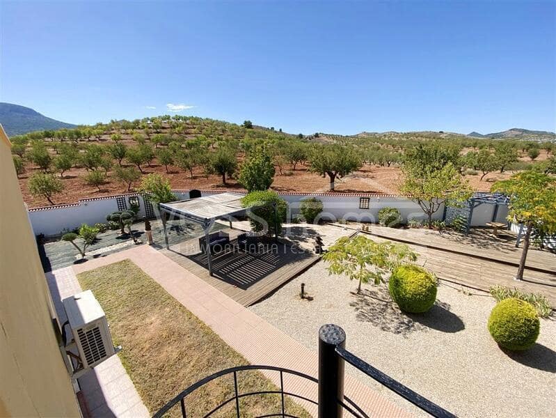 3 soveværelse Villa til salg i Velez-Rubio med swimmingpool - € 289.950 (Ref: 9267784)