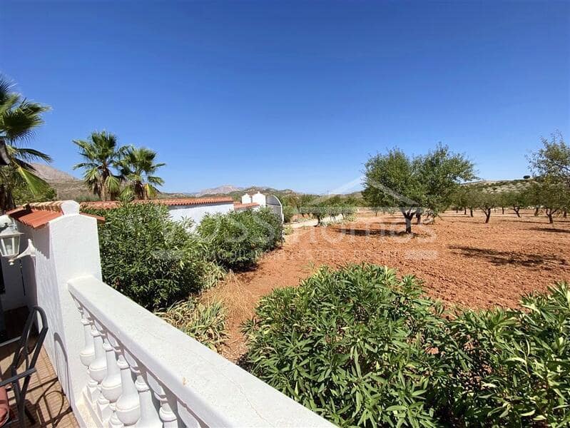 3 soveværelse Villa til salg i Velez-Rubio med swimmingpool - € 289.950 (Ref: 9267784)