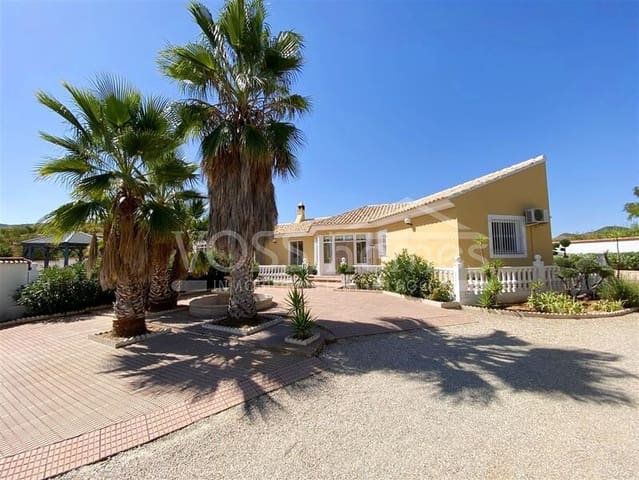 3 slaapkamer Villa te koop in Vélez-Rubio met zwembad - € 289.950 (Ref: 9267784)