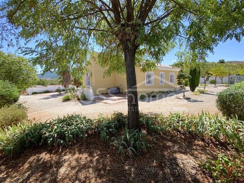 3 soveværelse Villa til salg i Velez-Rubio med swimmingpool - € 289.950 (Ref: 9267784)