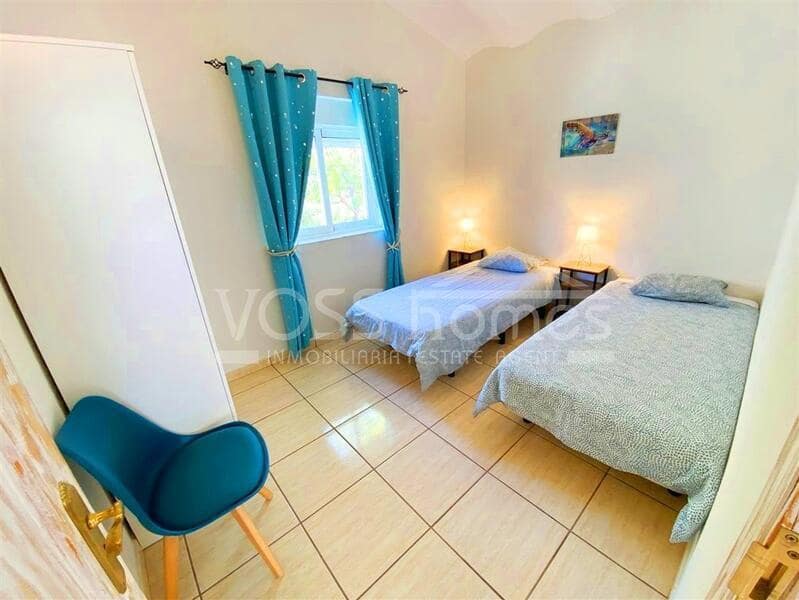 4 bedroom Villa for sale in Huercal-Overa with pool - € 319,950 (Ref: 9325910)