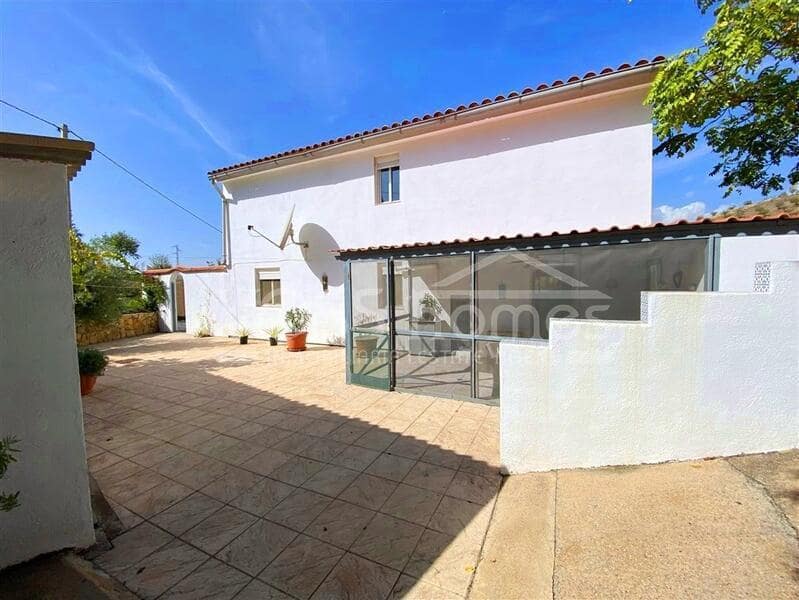 4 bedroom Villa for sale in Huercal-Overa with pool - € 319,950 (Ref: 9325910)