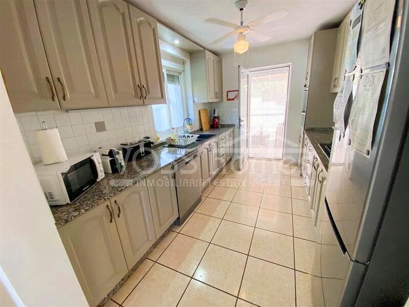 4 bedroom Villa for sale in Huercal-Overa with pool - € 319,950 (Ref: 9325910)