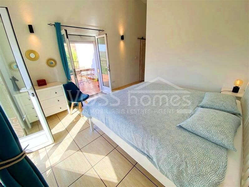 4 bedroom Villa for sale in Huercal-Overa with pool - € 319,950 (Ref: 9325910)