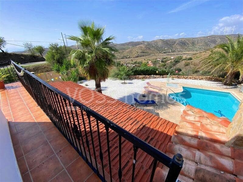 4 bedroom Villa for sale in Huercal-Overa with pool - € 319,950 (Ref: 9325910)