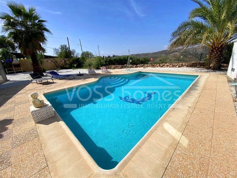 4 bedroom Villa for sale in Huercal-Overa with pool - € 319,950 (Ref: 9325910)