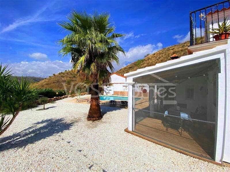 4 bedroom Villa for sale in Huercal-Overa with pool - € 319,950 (Ref: 9325910)