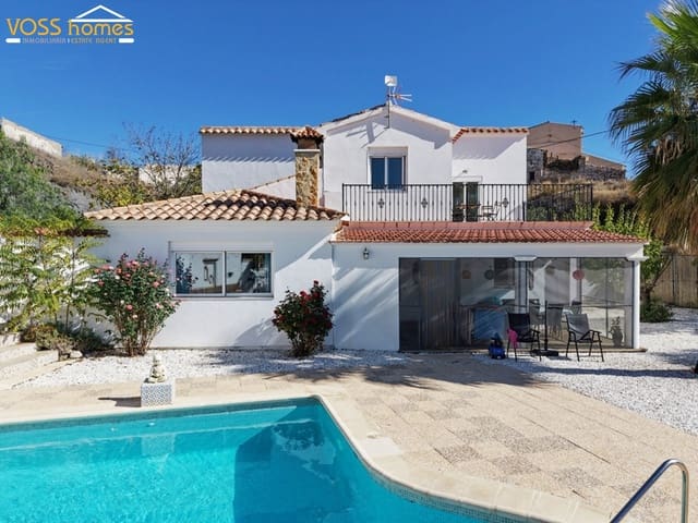 Chalet de 4 habitaciones en El Puertecico, Huércal-Overa en venta con piscina garaje - 299.950 € (Ref: 9325910)