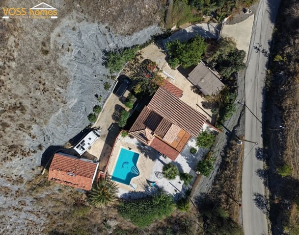 Chalet de 4 habitaciones en El Puertecico, Huércal-Overa en venta con piscina garaje - 299.950 € (Ref: 9325910)