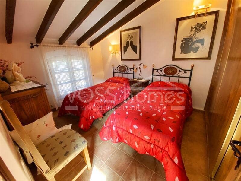 4 soverom Villa til salgs i La Alfoquia - € 340 000 (Ref: 9343587)