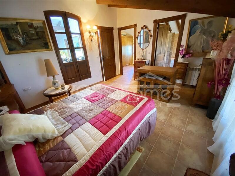 4 soverom Villa til salgs i La Alfoquia - € 340 000 (Ref: 9343587)