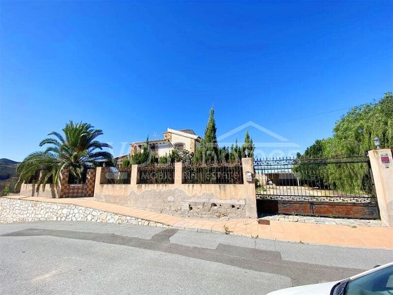 4 soverom Villa til salgs i La Alfoquia - € 340 000 (Ref: 9343587)