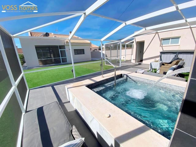 3 soveværelse Villa til salg i Huércal-Overa med swimmingpool - € 319.950 (Ref: 9345233)