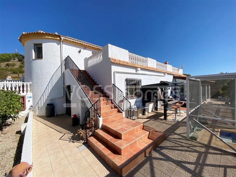 4 sovrum Villa till salu i Velez-Rubio med pool - 369 950 € (Ref: 9355321)