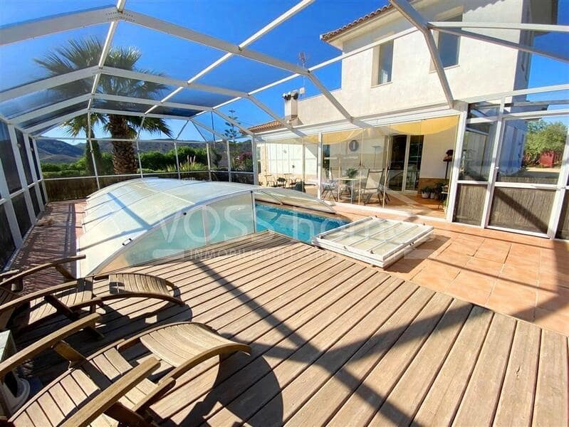 3 soveværelse Villa til salg i Puerto Lumbreras med swimmingpool - € 400.000 (Ref: 9357481)