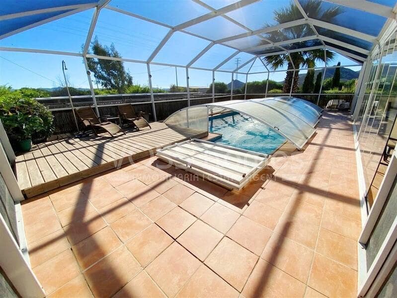 3 soveværelse Villa til salg i Puerto Lumbreras med swimmingpool - € 400.000 (Ref: 9357481)