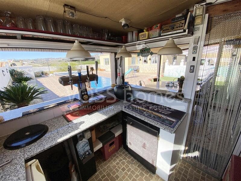 3 bedroom Villa for sale in Zurgena with pool - € 269,950 (Ref: 9357752)