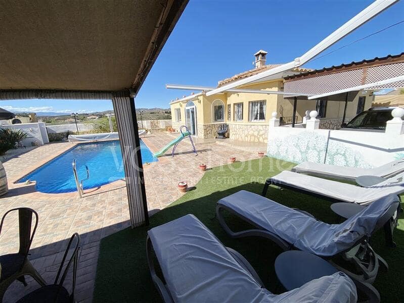 3 bedroom Villa for sale in Zurgena with pool - € 269,950 (Ref: 9357752)