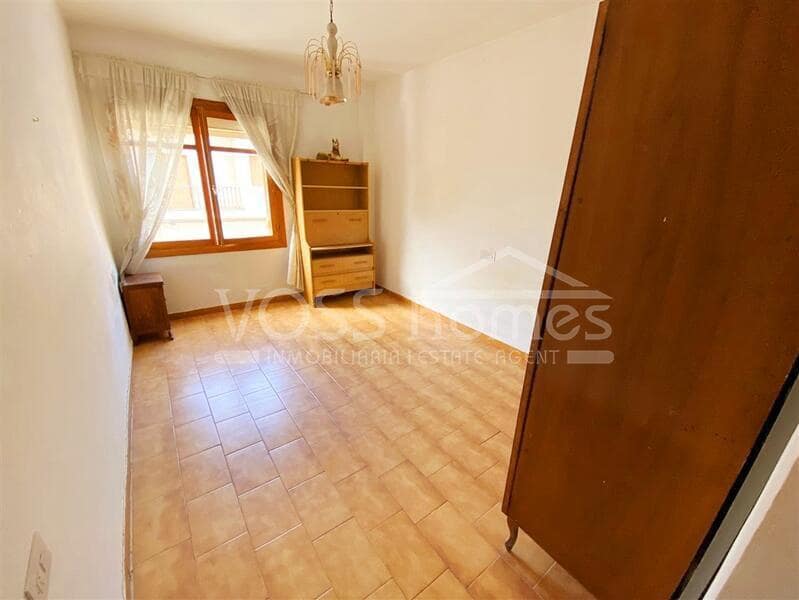 4 bedroom Apartment for sale in La Alfoquia - € 54,950 (Ref: 9363000)