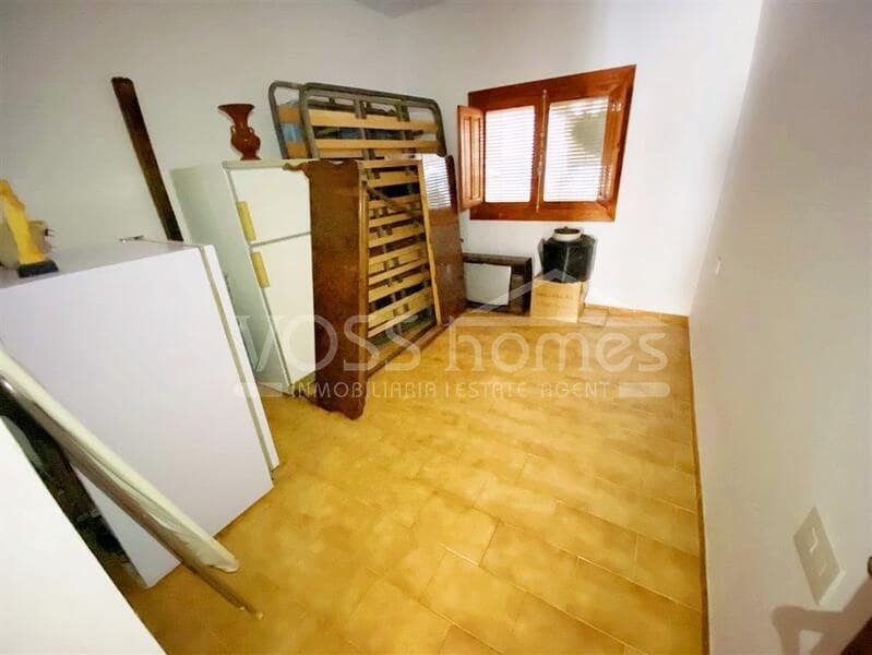 4 bedroom Apartment for sale in La Alfoquia - € 54,950 (Ref: 9363000)