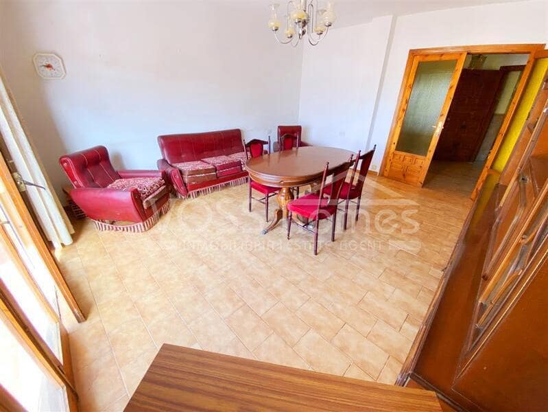 4 bedroom Apartment for sale in La Alfoquia - € 54,950 (Ref: 9363000)