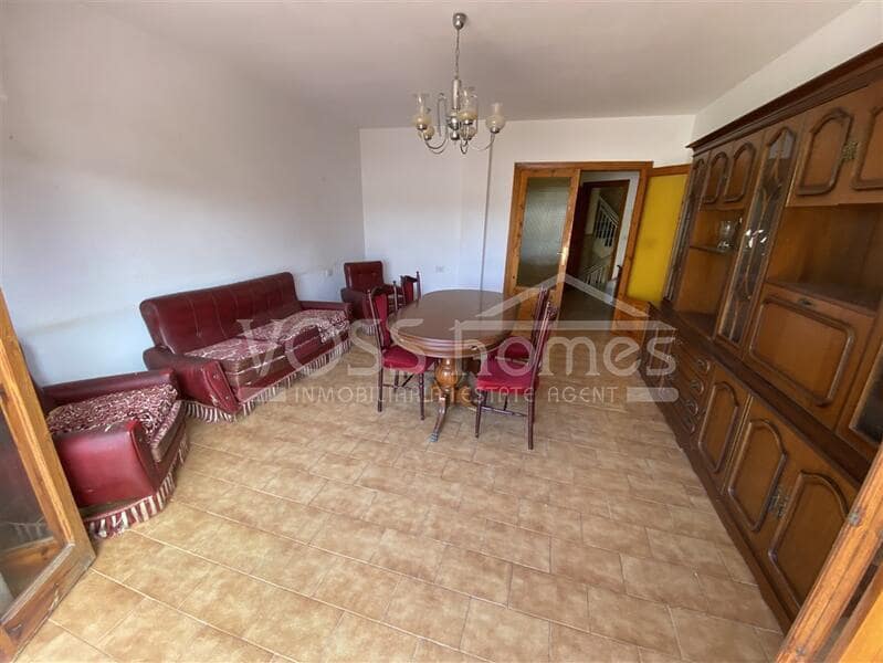 4 bedroom Apartment for sale in La Alfoquia - € 54,950 (Ref: 9363000)