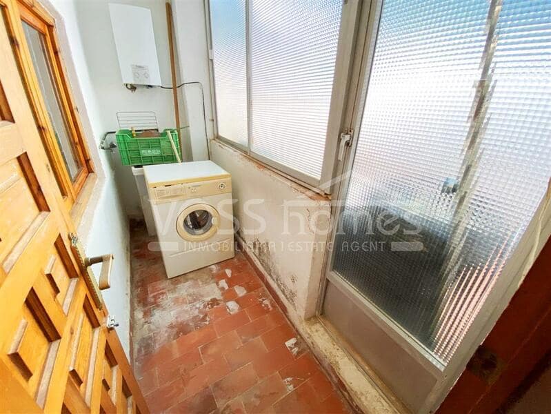 4 bedroom Apartment for sale in La Alfoquia - € 54,950 (Ref: 9363000)