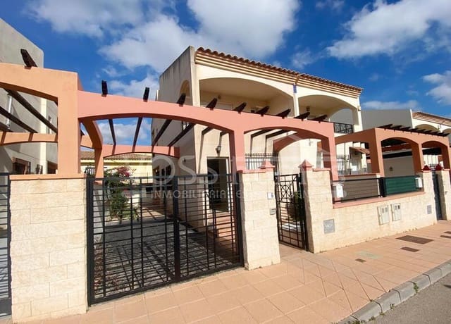 3 bedroom Apartment for rent in La Alfoquia, Zurgena with pool - € 585 (Ref: 9374834)