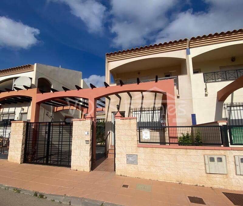 3 makuuhuone Huoneisto vuokrattavana paikassa La Alfoquia mukana uima-altaan - 585 € (Ref: 9374834)