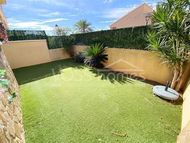 2 soveværelse Lejlighed til salg i La Alfoquia, Zurgena med swimmingpool - € 104.000 (Ref: 9376384)