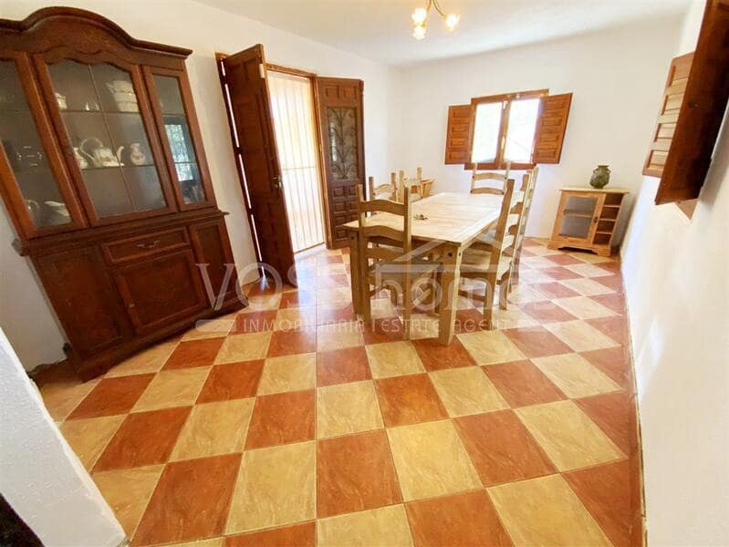 4 soveværelse Finca/Landehus til salg i Huercal-Overa med swimmingpool - € 299.950 (Ref: 9388451)